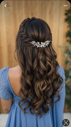 Boho Bridesmaid Hair Brunette, Hairstyles For Prom Long Hair Half Up, Simple Hairstyles For Long Hair For Wedding, Hairstyle For Bridesmaids, Easy Bridesmaids Hairstyles, Medium Hair Hairstyles For Wedding, Hairstyle For Wedding Bridesmaid, Latest Hair Styles 2024