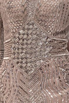 Zuhair Murad Egyptian Inspired Fashion, Zardozi Embroidery, Mata Hari, Diy Bead Embroidery, Lakme Fashion Week