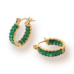 Pieces inspired by fashion that will make you look incredible, shine and let Leri'a Fine Jewelry do the magic. The Magic, Gold Earrings, Cool Style, Gold Bracelet, Fine Jewelry, The Incredibles, Make It Yourself, Stainless Steel, Green