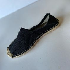 Nwot - Woman’s Black Canvas Alpargatas Slip On Shoes With Soles Are Braids Of Jute Sewn Together With Rubber Soles, Size: 37 = 6 Great Condition No Flaws New Black Flat Heel Slip-ons For Everyday, Black Round Toe Slip-ons For Beach, Black Textile Slip-ons With Rubber Sole, Black Low-top Slip-ons For Summer, Summer Black Low-top Slip-ons, Black Cushioned Slip-ons For Spring, Black Closed Toe Casual Slip-ons, Black Casual Slip-ons For Spring, Casual Black Slip-ons For Spring