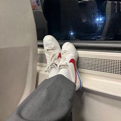 red blue Nike cortez outfit ideas shoes retro y2k 90s shoe inspiration Nike 90s Shoes, Cortez Nike Outfit, Nike Cortez Outfit Woman, Cortez Nike Shoes, 90s Nike Shoes, Cortez Nike, Nike Watch, 90s Shoes