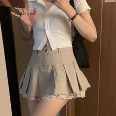 Description Preppy Mode, Khaki Skirt, Lace Trim Shorts, Skirts Midi High Waisted, Body Con Skirt, Fashion Mode, Pleated Mini Skirt, Outfit Set, Mode Inspo