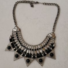 Heavy Duty Chain Necklace In Mattw Silver With Multi Layer Details. Standard Necklace W 2" Adjuster. Aztec Fashion, Ethnic Style, Style Necklace, Private Label, Ethnic Fashion, Multi Layering, Womens Jewelry Necklace, Black Silver, Size 16