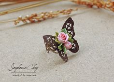 butterfly and flowers ring vintage ring  jewelry  by Joyloveclay Flowers Ring, Butterfly And Flowers, Vintage Jewellery Rings, Vintage Ring, Ring Vintage, Ring Jewelry, Vintage Rings, Vietnam, Jewelry Rings