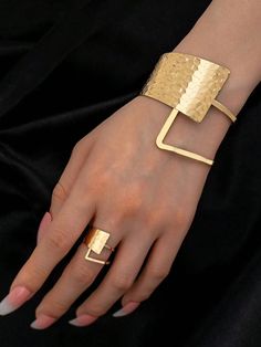 2pcs Classic And Elegant Metal Semi-Hollow Wavy Bangle Ring Set For Women, Fashionable And Creative Luxurious Party Meeting Jewelry Silver,Yellow Gold,Leopard    Iron     Women Fashion Jewelry, size features are:Bust: ,Length: ,Sleeve Length: Jewelry Shein, Luxurious Party, Office Jewelry, Geometric Bangle, Brass Jewellery, Iron Jewelry, Open Bangle Bracelet, Casual Rings, Smart Jewelry