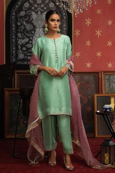 Mishaal (Two Piece)– Zaaviay Silk Patiala Suit, Wedd Dresses, Pink Organza Dupatta, Handwork Dupatta, Nikah Dress, Silk Kurti, Machine Work, Patiala Suit, Designer Suit