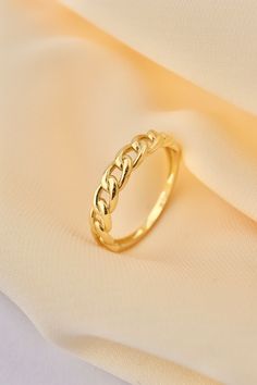 Gold Chain Ring - Chain Ring- Chunky Ring - Everyday Ring - Minimalist Wedding Band- Curb Chain Ring - Cuban Link Rink- Gift For Her This solid gold dainty ring is made entirely from 14k solid gold. * Jewelry is packaged and shipped in a delicate jewelry gift box. * If you are purchasing it as a gift, please feel free to add a personal note. Anniversary, Gift For Wife, Christmas Gift Gold Kt: 14K solid gold * Available Gold Color:  * Guaranteed Authentic 14k Gold, Not Plated Or Filled * Stamp: 1 Curb Chain Ring, Fine Jewelry Rings With Adjustable Chain For Formal Occasions, Luxury White Gold Chain Ring For Wedding, Simple Gold Plated Rings For Wedding, Simple Gold Plated Wedding Rings, Simple Design Gold Plated Wedding Rings, Simple Gold-plated Wedding Rings, Elegant Yellow Gold Chain Ring For Formal Occasions, Formal 14k Gold Rings With Adjustable Chain