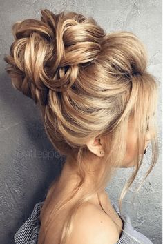 Chignon Bun, Messy Updo, Messy Bun Hairstyles, Hair Up Styles, Wedding Hairstyles Updo, Formal Hairstyles, Great Hair