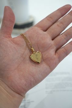 18-karat gold plated heart locket hangs on a sturdy 18-karat gold plated stainless steel chain.  Choose your chain length from the drop-down menu.   This locket is perfect for using as a keepsake necklace and is a thoughtful gift for someone special in your life. You can choose the locket as is, without photos, or have it personalized with your photo (s) and engraved your birth flower. You choose your options at checkout.  A mock-up of the photo will be done for your approval. Once approved, I w Gold Plated Jewelry For Valentine's Day Anniversary, Gold Plated Gold Locket Pendant Necklace, Gold-plated Gold Locket Necklace Pendant, Gold-tone Gold Plated Pendant Locket Necklace, Gold Plated Pendant Locket Necklace, Gold-plated Pendant Locket Necklace, Gold-tone Pendant Locket Necklace, Valentine's Day Engraved Gold Plated Jewelry, Valentine's Day Anniversary Gift Gold Plated Jewelry