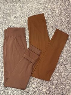 Brown skin toned tights, great for cold weather to wear with skirts or shorts, works great under fishnets/stockings. Comes with additional fleece leggings to wear under for extra warmth. Winter Stretch Footless Hosiery, Full Length Hosiery For Fall, Stretch Legwear For Winter, Winter Stretch Solid Legwear, Solid Thigh High Stretch Leg Warmers, Footless Elastic Leggings For Winter, Elastic Footless Leggings For Winter, Casual Compression Tights For Winter, Winter Compression Casual Tights