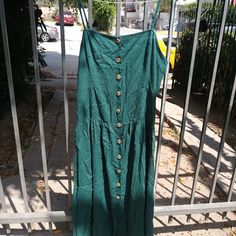 Flattering Button Up. Can Be Worn All Seasons. Never Worn. Green Summer Midi Dress With Button Closure, Casual Green Midi Dress With Buttons, Button-up Sundress Midi Dress, Sleeveless Green Midi Dress With Button Closure, Green Midi Dress With Button Closure For Day Out, Green Buttoned Sundress, Green Buttoned Midi Dress For Casual Wear, Green Buttoned Midi Dress For The Beach, Green Buttoned Midi Dress For Beach