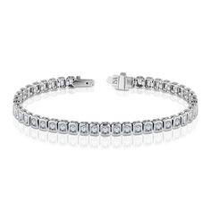 18K GoldDiamond Carat Weight: 7Length: 6.5" Diamond Tennis Bracelet, Emerald Cut Diamond, Diamond Carat, Tennis Bracelet Diamond, Emerald Cut Diamonds, Dainty Jewelry, Tennis Bracelet, Minimalist Jewelry, Emerald Cut