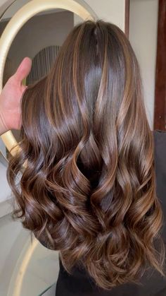 Brown Hair Inspo, Summer Balayage, Brunette Hair With Highlights, Hair Streaks, Hairstyle Inspo, Brown Hair Balayage, Highlights Brown Hair, Hair Stylies