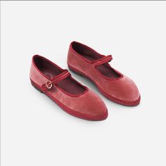 Flabelus Antonia Mary Janes Madewell Mary Janes, Fall Flat Shoes, Elegant Closed Toe Slippers With Rubber Sole, Elegant Round Toe Slippers For Galas, Elegant Slippers With Rubber Sole And Round Toe, Elegant Almond Toe Slippers, Slip-on Flats With Red Sole And Round Toe, Slip-on Flats With Red Sole, Closed Toe, Slip-on Closed Toe Flats For Galas