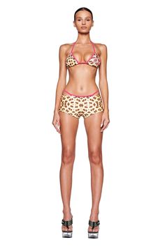 JOANNE SHORT - NEUTRAL : LEOPARD : WILDCARD | I.AM.GIA Gia Model, Fem Style, Leopard Swimsuit, Pink Pull, Rubber Print, Outfit Inspired, I Am Gia, Hot Shorts, Fit Ideas