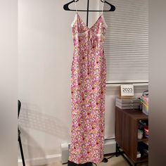 New Without Tag. Very Stretchy. 95% Polyester 5% Spandex Lace Maxi, Cami Dress, Dresses Xs, Floral Lace, Pink White, Pink Ladies, Colorful Dresses, Spandex, Womens Dresses