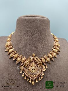 Antique Haram, Antique Necklace Gold, Durga Mata, Choker Design, Choker Necklace Designs, Indian Bridal Jewelry Sets, Ear Chain