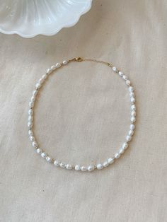 Baroque Pearl Necklace, 14K Gold Filled Irregular Fresh Water Pearl Necklace, Beaded Natural Pearl Necklace, Gifts for Her, Summer Jewelry - Etsy Fresh Water Pearl Necklace, Water Pearl Necklace, Natural Pearl Necklace, Chunky Pearls, Baroque Pearl Necklace, Spring Jewelry, Minimal Jewelry, Vermeil Jewelry, Fresh Water Pearl