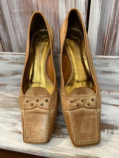 Women's vintage beige leather square toe shoes by Geox respira - size 38 Aged look leather with studs Small heels 1 1/4 inches insole 9 3/4 inches Fitted Suede Leather Shoes With Closed Toe, Vintage Slip-on Leather Shoes For Spring, Brown Fitted Closed Toe Loafers, Fitted Round Toe Leather Shoes For Spring, Vintage Leather Shoes For Summer, Vintage Flat Heel Leather Heels, Vintage Leather Heels With Flat Heel, Casual Square Toe Heels With Leather Sole, Vintage Beige Flat Heels