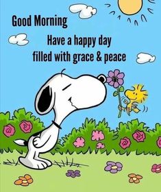 Snoopy Have A Good Day, Snoopy Sayings, Snoopy Good Morning, Elephant Quotes, Charlie Brown Quotes, Snoopy Tattoo, Good Morning Snoopy, Holding A Flower, Snoopy Dog