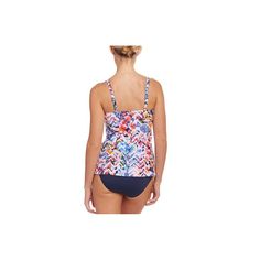 Fashionable underwire tankini top in an on-trend floral print design. * Adjustable straps * Elastic underbust seam * Soft lining * No padding * 84% Polyamide, 16% Elastane. Imported. * Hand wash, no bleach, hang to dry * No dryer, iron, or dry clean Underwire Tankini Tops, Bandeau Tankini, Underwire Tankini, Swimsuit Sale, Floral Print Design, Tankini Swimsuit Top, Swim Tankini, Tankini Swim Tops, Plus Size Bra