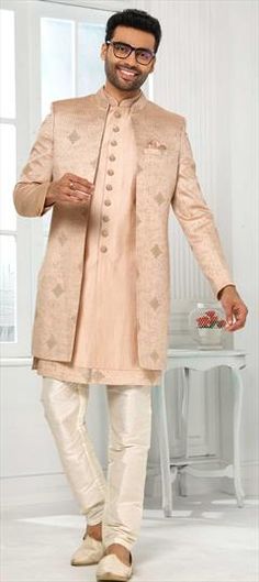 Pink and Majenta color IndoWestern Dress in Art Silk fabric with Embroidered, Thread work Luxury Dola Silk Unstitched Wedding Suit, Indowestern Dress, Indo Western Dress, Color Art, Thread Work, Silk Fabric, Colorful Art, Thread, Silk