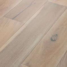 an image of wood flooring that looks like it has been cleaned and is ready to be used