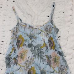 Perfect Top For The Springtime, Lightweight Blue Floral Scoop Neck Cami With Adjustable Straps. New Without Tags. Sizing Is Large, I Run Between Xs/S And This Fits Me Well, Very Comfortable. Length 16" Floral Camisole, Mix N Match, Project Ideas, Blue Floral, Scoop Neck, Adjustable Straps, Womens Tops, Tank Tops, Tags