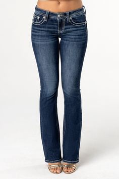 Shop our stylish Angel Ever After Bootcut Jeans for a bold look at MissMe.com! Browse jeans & more. Mid Rise Jeans Outfit, Dark High Waisted Jeans, Ariat Clothing, 2018 Instagram, Gucci Jeans, Big Pants, Wing Design, Dark Wash Bootcut Jeans, American Jeans