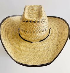 Mexican Palm Leaf Straw COWBOY Wide Brim Hat Light Tan Sombrero Vaquera De Palma. Casual Wide Brim Straw Hat For Western-themed Events, Casual Straw Hat With Short Brim For Western-themed Events, Casual Brimmed Straw Hat For Western-themed Events, Casual Short Brim Straw Hat For Western-themed Events, Casual Straw Hat With Short Brim For Western Events, Casual Brimmed Straw Hat For Western Events, Casual Natural Straw Hat For Western-themed Events, Casual Natural Straw Hat For Western Style, Casual Wide Brim Hat For Western-themed Events