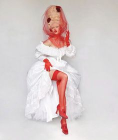 Halloween Costumes 2022, Hot Halloween, Drag Queen Outfits, Tim Walker, Tilda Swinton, Halloween Make, Jolie Photo, Fashion Poses, Looks Vintage