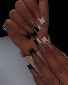 Acrylic Nails Graphic Design, Black Sleek Nails, One Rhinestone On Each Nail, Hot Acrylic Nails Designs, Spiritual Nails Designs Acrylic, Saphire Blue Nail Designs, Half Black And White Nails, Dark Nail Ideas Acrylic, Black Acrylic Nails With Design