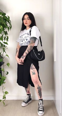 Plus Size Alt Fashion, Outfit Ideas Midsize, Style Midsize, Fashion Midsize, Midsize Suv, Goth Outfit Ideas, Goth Outfit