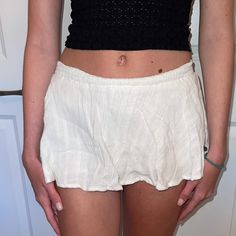 Reposhing This Item I Purchased- Was Listed As A Skirt Which It Does Work For Lol Def A Mini But It’s Actually A Crop Top Lmao. Two In One Deal! It Was Too Funny To Even Open A Case And Return Never Worn. Casual Skirted Shorts For Summer, Flowy Skirt Bottoms For Vacation, Casual Mini Shorts For Beach Season, Vacation Flowy Short Skirt, Flowy Short Skirt For Vacation, Cotton Skort For Vacation, Flowy Cotton Skirt For Beach Season, Casual Flowy Short Skirt, Casual Short Length Flowy Skirt