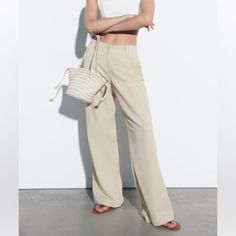 Nwt 7385/422 Versatile Brown Summer Pants, Summer Khaki Wide-leg Pants, Khaki Wide-leg Pants For Summer, Beige Cargo Pants For Spring, Summer High-waisted Wide Leg Khaki Pants, Chic Beige Wide Leg Bottoms, Beige Trousers For Vacation, Chic Wide Leg Beige Bottoms, Beige Wide Leg Pants For Work