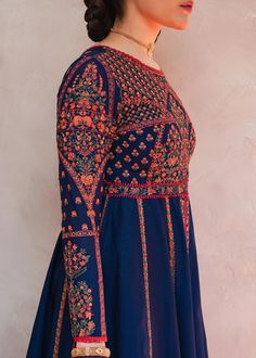 Pishwas Frock and Sharara Blue Pakistani Wedding Dress is a magnificent attire adorned with Lavish designs, Embroidery, and Floral designs. Fast shipping. Traditional Drape Gown With Floral Embroidery For Reception, Gown With Floral Embroidery And Traditional Drape For Reception, Floral Embroidered Gown With Traditional Drape For Reception, Anarkali Choli With Floral Embroidery, Navratri Floral Embroidered Dress For Reception, Floral Embroidered Dress For Navratri Reception, Blue Anarkali Sharara With Floral Embroidery, Blue Floral Embroidery Wedding Gown, Blue Floral Embroidered Wedding Gown