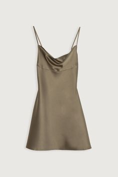 Party Girl Aesthetic Is On Trend — How To Achieve It Party Girl Aesthetic, Short Slip Dress, Casual Professional, Oak And Fort, Teal And Grey, Party Girl, Satin Mini Dress, Professional Fashion, New Fashion Trends