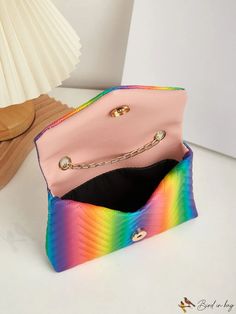 BirdinBag - Compact Ombre Chevron Flap Bag Quilted Crossbody Bag, Rainbow Design, Bag Bag, Chain Shoulder Bag, Square Bag, Flap Bag, Bago, Chain Styles, Polyester Material