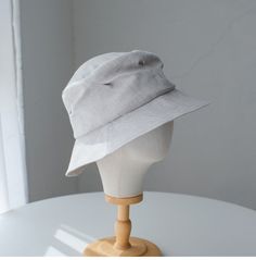 Cute bucket hat! Perfect for daily wear! It is nicely crafted with premium quality of cotton and linen!An ideal gift for her!Specifications-Material: 100% linen-Adult size: M:size is about 56- 58 cmL: size is about 58-60 cmCustom: Please DM for any custom order. Cute Bucket Hat, Leather Beret, Knit Beret, Personalized Hats, Hat Beret, News Boy Hat, Hat For Women, Cloche Hat, Beach Hat