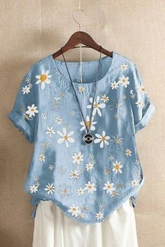 Fashion Women's Shirts and Blouses Online - Cherieday Old Women Outfits, Women Outfits Summer, Frosting Ideas, Dragonfly Print, Cotton Casual Pants, White Short Sleeve Blouse, Floral Print Pants, Clothing Fabric, Look Short