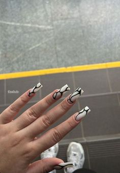 Smokey Black Nails, Wife Nails, Wow Nails, Grunge Nails, Girly Acrylic Nails, Simple Acrylic Nails, Mob Wife, Nails 2024, Go Crazy