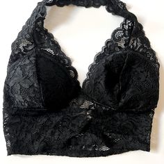 Bozzolo Halter Lace Bra. Formed Removable Cups Come In Bra. Nice Soft Lace. Comfortable To Wear. Great Bright Black Color. Goth Bras, Cute Bras Aesthetic, 80s Rock Star, Platform Boots Goth, Fashion Vampire, Black Bras, Black Bra Top, Office Goth, Boots Goth