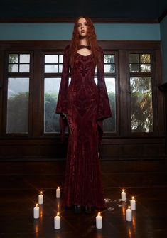 Widow Goth Velvet Flocked Maxi Dress And Shrug Set - Dark Red Six Of Crows Inspired Outfits, Dark Red Gown, Goth Wedding Dresses, Gothic Gowns, Elegant Goth, Vampire Dress, Dark Red Dresses, Sleeve Shrug, Style Aesthetics