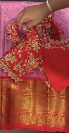 Latest Bridal Pattu Sarees, Bridal Pattu Sarees, Ghagra Design, Saree Colours, Exclusive Blouse Designs, Maggam Designs, Magam Work, Neck Patterns, Netted Blouse Designs