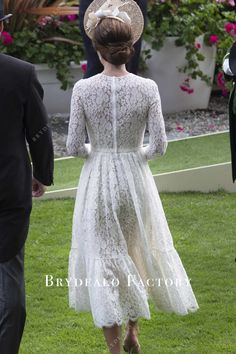 Kate Middleton stuns in this white lace overlaid nude tea length celebrity formal dress Royal Ascot 2016. Illusion crew neck, sheer long sleeves graduation dress with illusion back, natural waist, A-line skirt. shown color: two tone (white dress + nude lining) with build-in-bra with boning back zipper closure partially lined Lace remains in white as color option changes. Tea Length Formal Dresses Long Sleeve, Tea Length Dresses Long Sleeve, Kate Middleton Ascot, Kate Middleton White, White Lace Short Dress, Dress With Stockings Outfit, Kate Middleton Skirt, Tea Length Formal Dresses, 2016 Dress