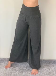 "Tie Dye Stretch Wide Leg Yoga Pants High Waist, Tie Dye High Waist Stretch Bottoms Long Yoga Pants Fold-over Waist Wide Leg #Yoga Pants, Long Leggings,Distressed, Tie Dye, Stretch, Full length ,ExercisePant, Fold Over Waist, Flaredleg, Tights, Gym Pants, Workout Pants A brand-new, unused, and unworn item (including handmade items) Material:100%Rayon Occasion: Casual Sizing & Fit Fit and Feel: Fitted, Stretch to fit pants made of super soft fabric., Waist 24-40\" Hip 44\" Inseam 25\" Length Long Yoga Pants, Cotton Ball Lights, Handmade Pants, Wide Leg Yoga Pants, Leg Yoga, Fisherman Pants, Stretch Yoga, African Dashiki, Harem Pants Women