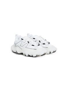 white/multicolour panelled design logo patch at the tongue pull-tab at the heel front lace-up fastening round toe branded insole chunky rubber sole Kids Trainers, Baby Boy Accessories, Baggy Style, Gucci Kids, Dolce And Gabbana Kids, Kids Jordans, Boys Accessories, Mini Me, Small Leather Goods