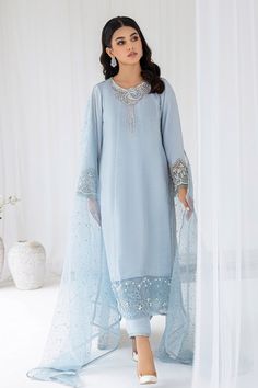 Elegant Ice Blue Pakistani Salwar Kameez Dupatta Suit is ensemble with an intricately adorned jewel neckline and sleeves adorned with drop and seed pearls. Shirts Designs Pakistani, Lace Suit, Pakistani Salwar, Pakistani Party Wear, Desi Clothes, Pakistani Salwar Kameez, Casual Party Dresses, Fashion Illustration Dresses, Neckline Designs