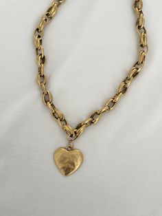 WOVEN HEART NECKLACE Mom Bod, Toggle Necklace, Gold Heart Necklace, Heart Of Gold, Ring Bracelet, Jewelry Trends, Heart Necklace, Antique Gold, Choker Necklace