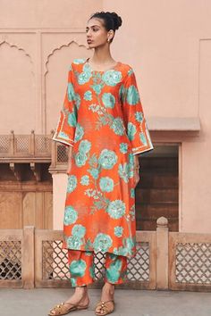 Orange kurta with floral jaal print and bead embroidery. Paired with printed pant. - Aza Fashions Red Floral Salwar Kameez For Diwali, Red Floral Print Salwar Kameez For Diwali, Luxury Floral Print Women's Kurta, Orange Floral Print Sets For Eid, Luxury Fitted Floral Print Kurta, Eid Orange Floral Print Sets, Luxury Orange Kurta With Printed Motifs, Red Floral Print Palazzo Set With Straight Kurta, Traditional Orange Floral Print Kurta